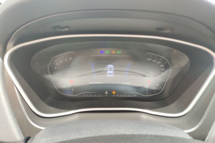 Used Geely Auto Vision X6 2019 1.4T Manual 4G Connect Luxury Model China VI Standard Odometer Close Up