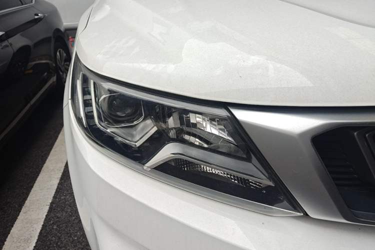 Used Geely Auto Vision X6 2019 1.4T Manual 4G Connect Luxury Model China VI Standard Right Front Headlight