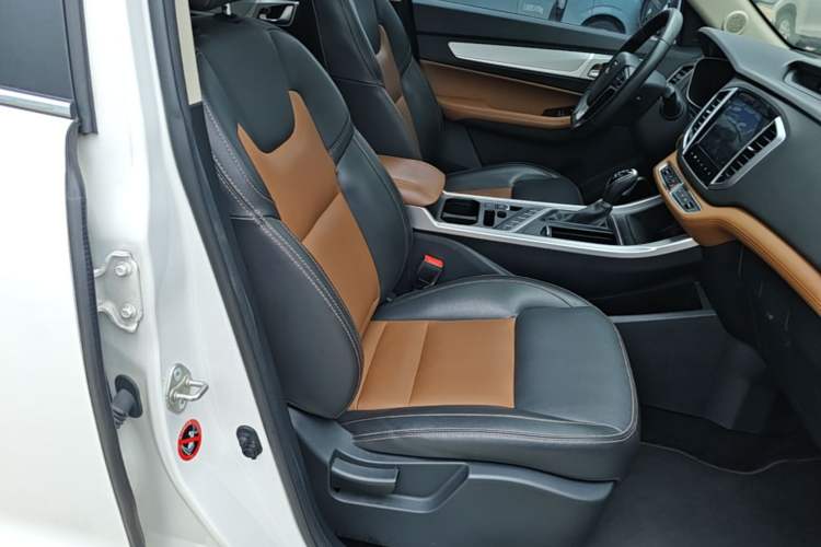 Used Geely Auto Vision X6 2019 1.4T CVT 4G Connected Luxury Version China VI Standard Right Front Seat