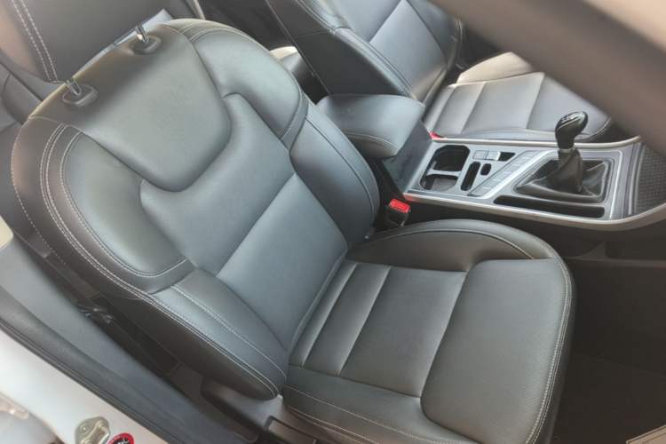 Used Geely Auto Vision X6 2019 1.8L Manual Happiness Edition Right Front Seat