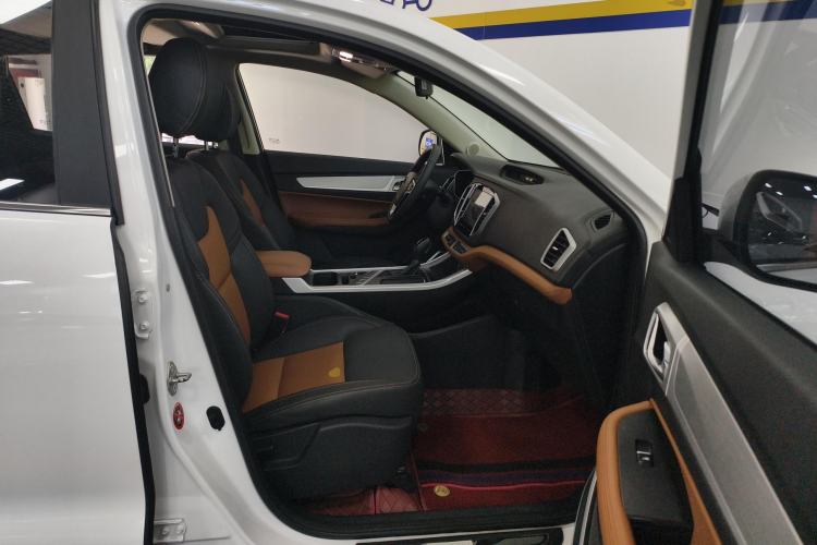 Used Geely Auto Vision X6 2019 1.4T CVT 4G Connected Luxury Version China V Standard Right Front Seat