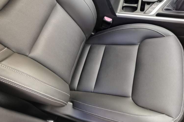 Used Geely Auto Vision X6 2019 1.4T Manual 4G Connect Premium Version China VI Standard Right Front Seat