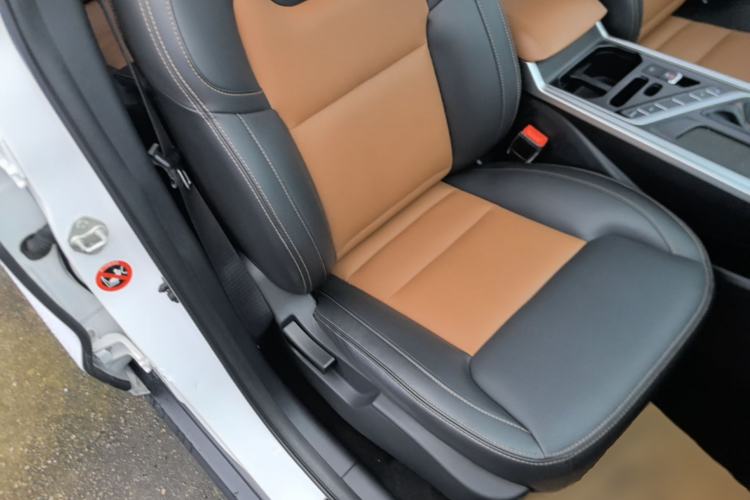 Used Geely Auto Vision X6 2019 1.4T CVT 4G Connected Luxury Version China VI Standard Right Front Seat