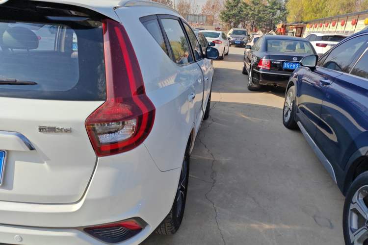 Used Geely Auto Vision X6 2019 1.4T CVT 4G Connected Luxury Version China VI Standard Right Rear Taillight