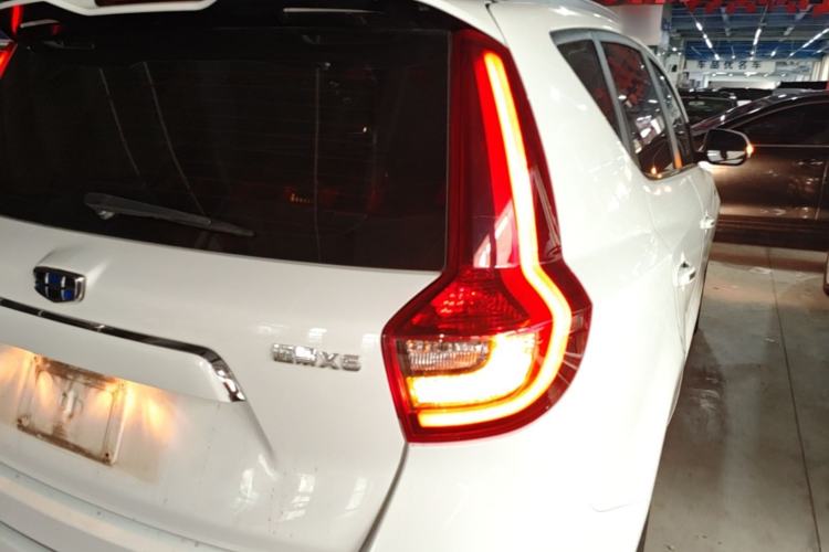 Used Geely Auto Vision X6 2019 1.4T CVT 4G Connected Luxury Version China VI Standard Right Rear Taillight