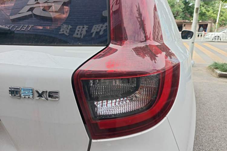 Used Geely Auto Vision X6 2019 1.4T CVT 4G Connected Luxury Version China VI Standard Right Rear Taillight