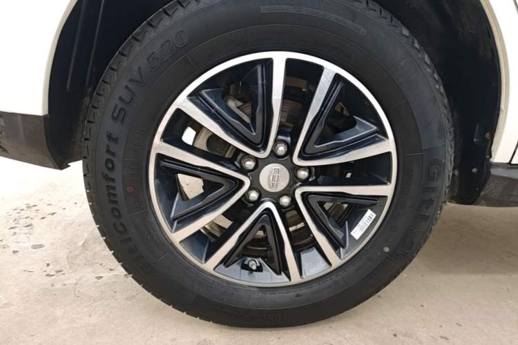 Used Geely Auto Vision X6 2019 1.4T Manual 4G Connect Luxury Model China VI Standard Right Rear Wheel Hub