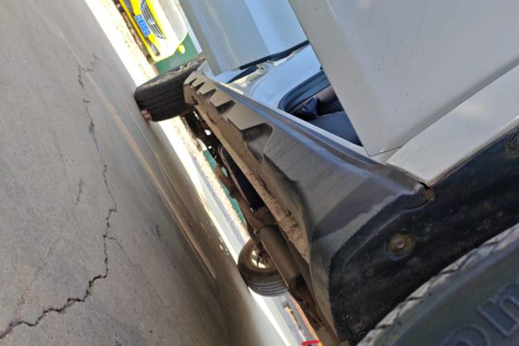 Used Geely Auto Vision X6 2019 1.4T CVT 4G Connected Luxury Version China VI Standard Right Side Sill