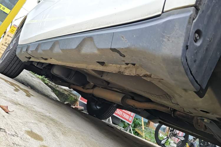Used Geely Auto Vision X6 2019 1.4T CVT 4G Connected Luxury Version China VI Standard Right Side Sill