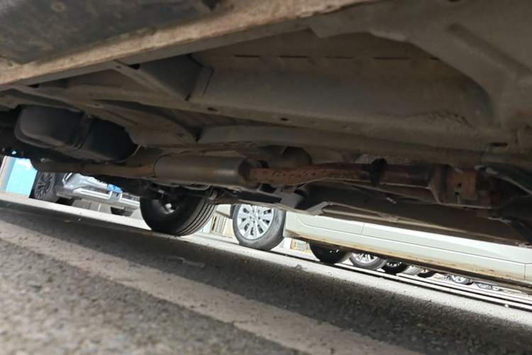 Used Geely Auto Vision X6 2019 1.4T CVT 4G Connected Luxury Version China VI Standard Right Side Sill