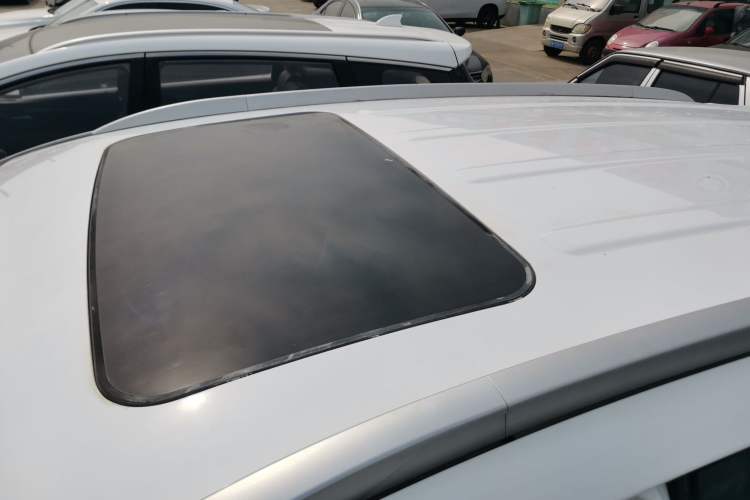 Used Geely Auto Vision X6 2019 1.4T CVT 4G Connected Luxury Version China VI Standard Roof