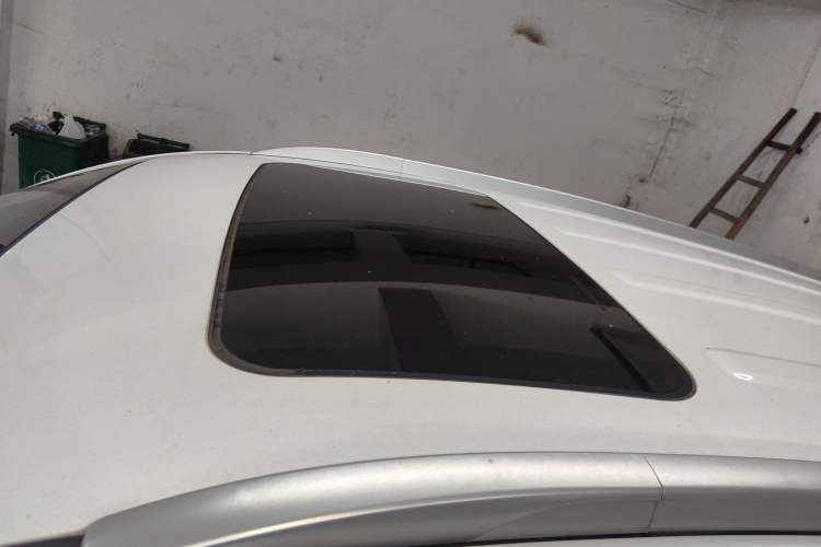 Used Geely Auto Vision X6 2019 1.4T CVT 4G Connected Luxury Version China VI Standard Roof