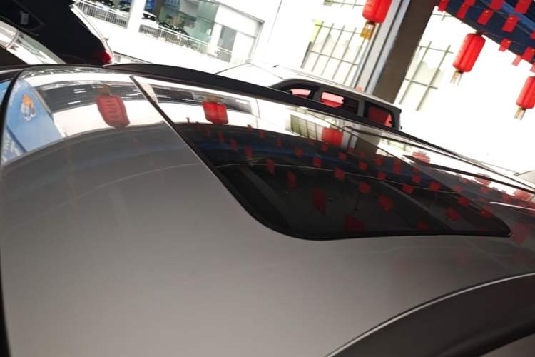 Used Geely Auto Vision X6 2019 1.4T CVT 4G Connected Luxury Version China VI Standard Roof