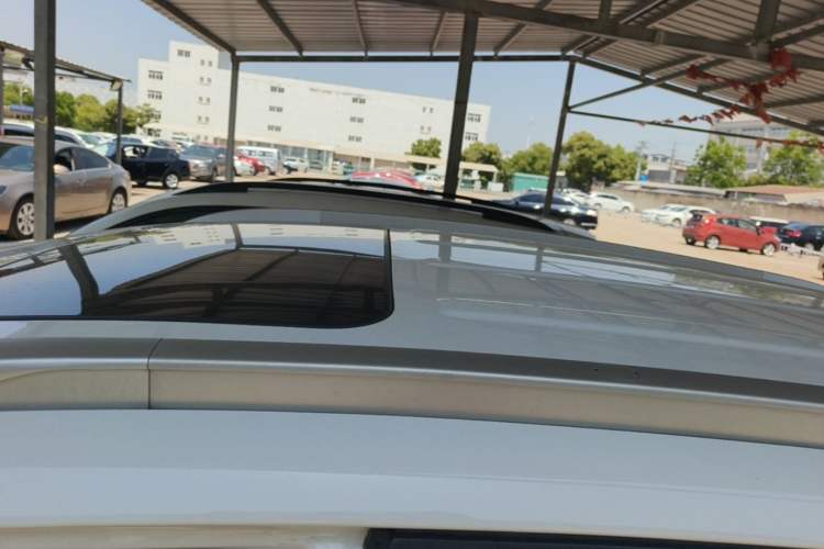 Used Geely Auto Vision X6 2019 1.8L Manual Happiness Edition Roof