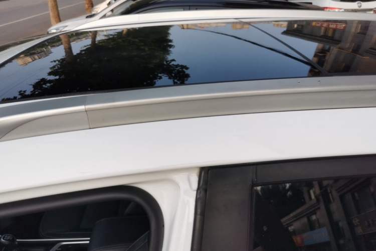 Used Geely Auto Vision X6 2019 1.4T Manual 4G Connect Premium Version China VI Standard Roof