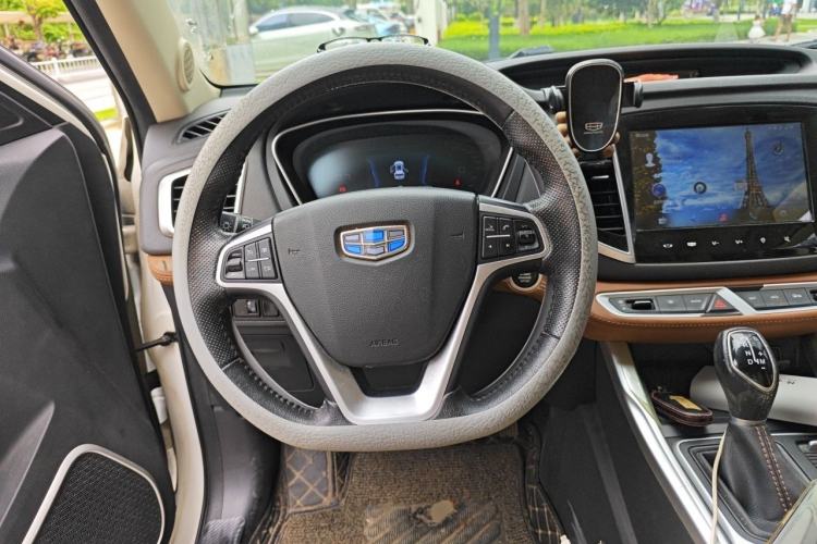 Used Geely Auto Vision X6 2019 1.4T CVT 4G Connected Luxury Version China VI Standard Steering Wheel
