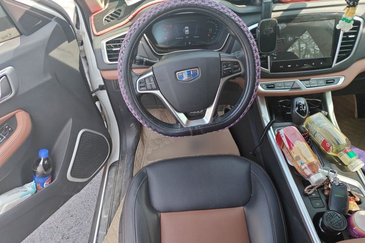 Used Geely Auto Vision X6 2019 1.4T CVT 4G Connected Luxury Version China VI Standard Steering Wheel