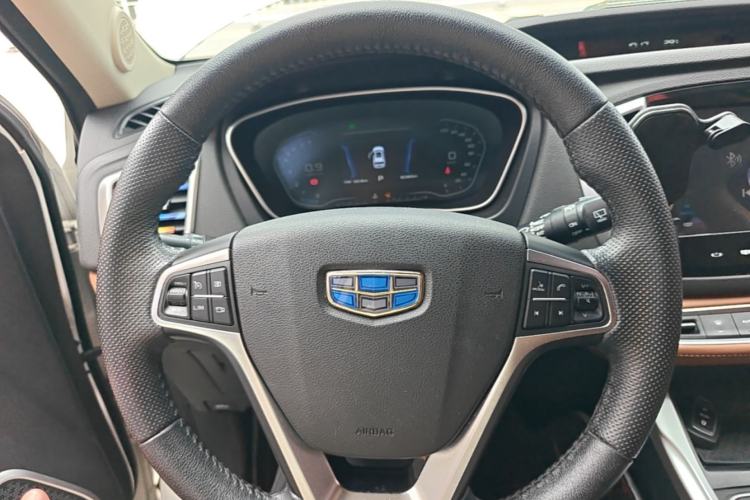 Used Geely Auto Vision X6 2019 1.4T CVT 4G Connected Luxury Version China VI Standard Steering Wheel