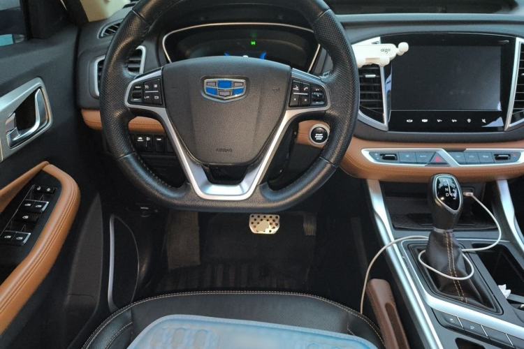 Used Geely Auto Vision X6 2019 1.4T CVT 4G Connected Luxury Version China VI Standard Steering Wheel