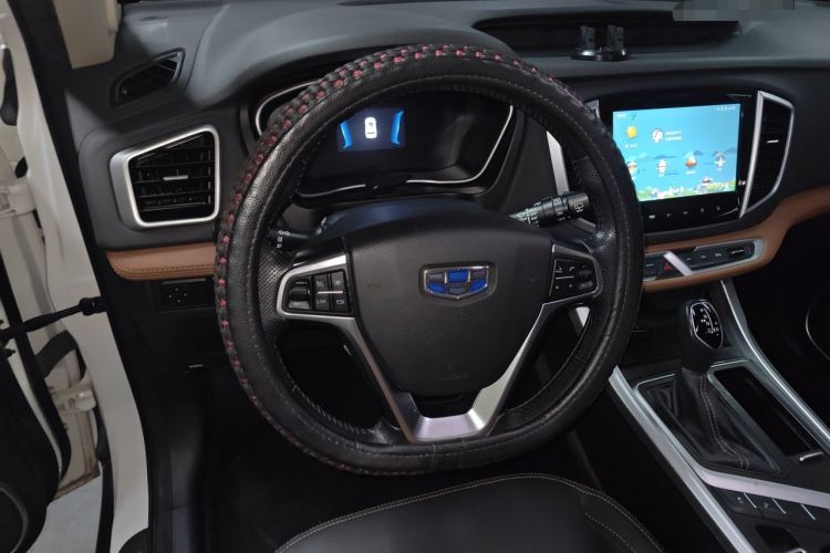Used Geely Auto Vision X6 2019 1.4T CVT 4G Connected Luxury Version China VI Standard Steering Wheel