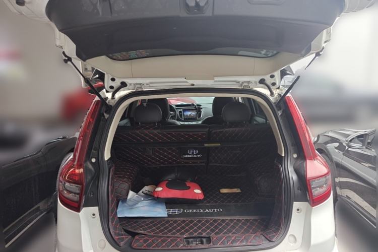 Used Geely Auto Vision X6 2019 1.4T Manual 4G Connect Luxury Model China VI Standard Trunk