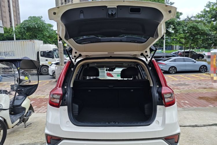 Used Geely Auto Vision X6 2019 1.4T CVT 4G Connected Luxury Version China VI Standard Trunk