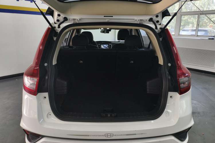 Used Geely Auto Vision X6 2019 1.4T CVT 4G Connected Luxury Version China V Standard Trunk