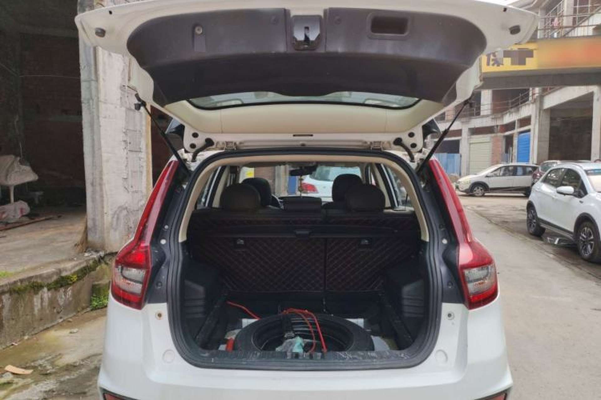 Used Geely Auto Vision X6 2019 1.4T CVT 4G Connected Flagship Version China VI Standard Trunk