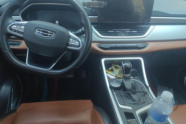 Used Geely Auto Vision X6 2020 1.4T CVT Asian Games Edition Center Console