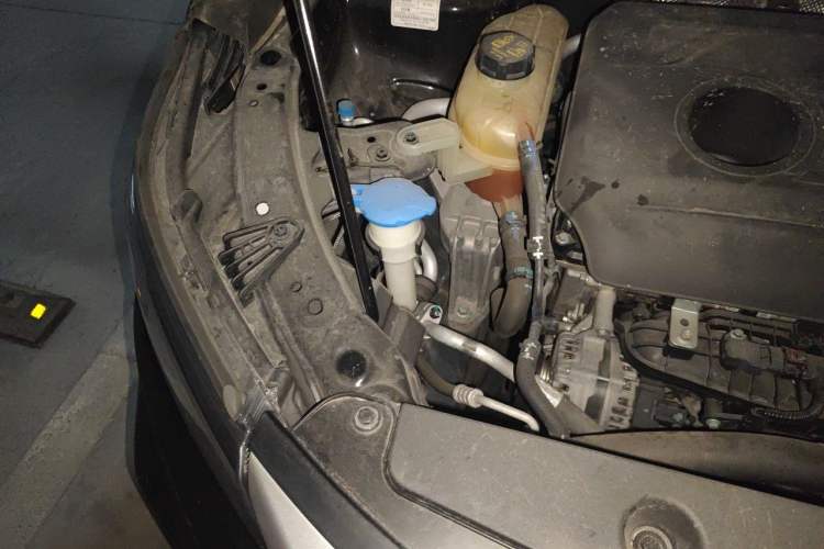 Used Geely Auto Vision X6 2020 1.4T CVT Asian Games Edition Engine Bay Right