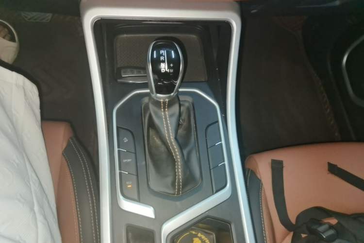 Used Geely Auto Vision X6 2020 1.4T CVT Luxury Edition Gear Lever