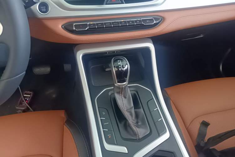 Used Geely Auto Vision X6 2020 1.4T CVT Luxury Edition Gear Lever