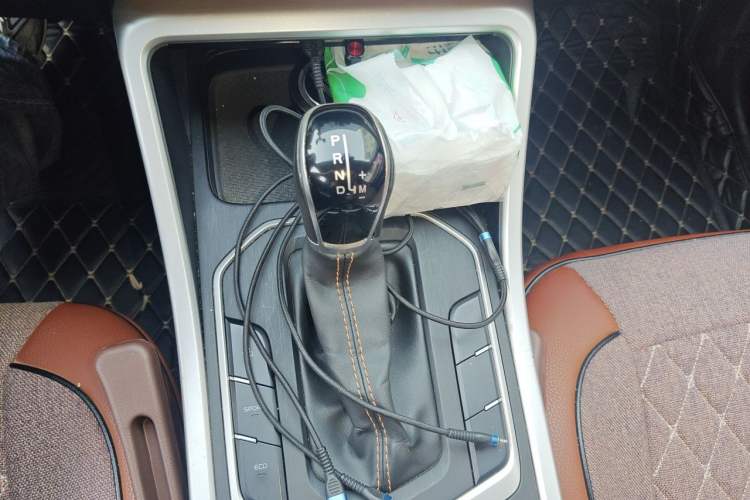 Used Geely Auto Vision X6 2020 1.4T CVT Luxury Edition Gear Lever