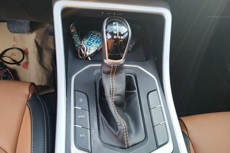 Used Geely Auto Vision X6 2020 1.4T CVT Luxury Edition Gear Lever
