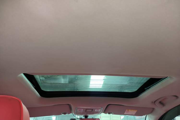 Used Geely Auto Vision X6 2020 1.4T Manual Luxury Model Headliner