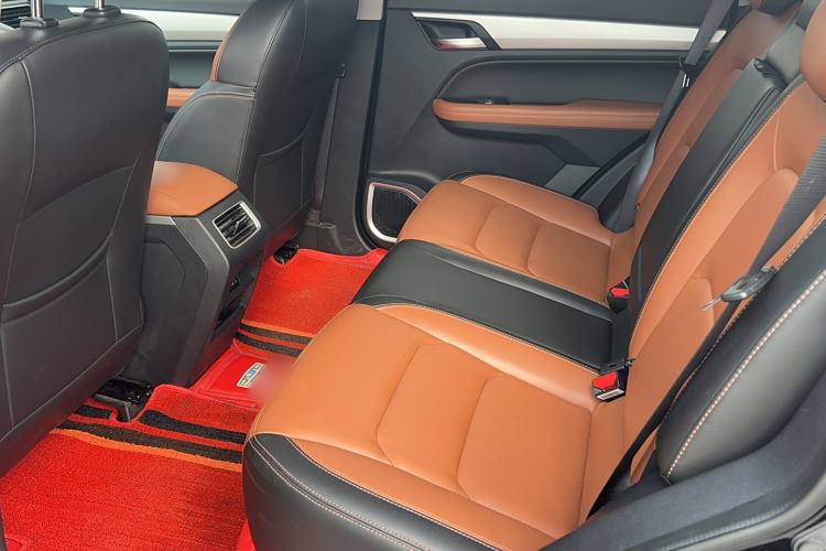 Used Geely Auto Vision X6 2020 1.4T CVT Luxury Edition Interior 2