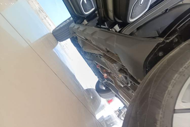 Used Geely Auto Vision X6 2020 1.4T CVT Luxury Edition Left Side Sill