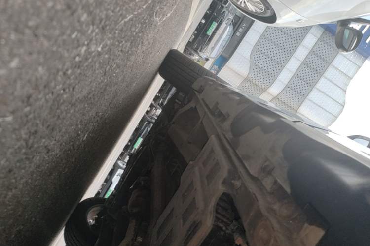 Used Geely Auto Vision X6 2020 1.4T Manual Luxury Model Left Side Sill