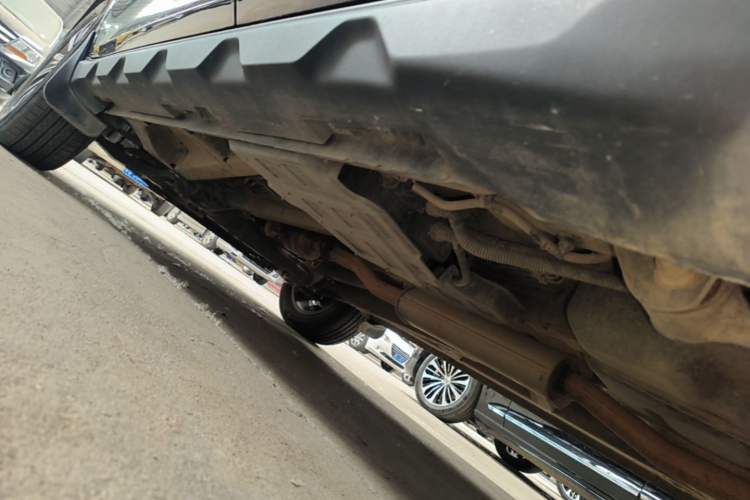 Used Geely Auto Vision X6 2020 1.4T Manual Luxury Model Left Side Sill