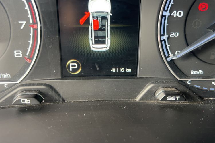 Used Geely Auto Vision X6 2020 1.4T CVT Luxury Edition Odometer Close Up