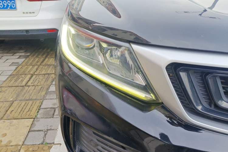 Used Geely Auto Vision X6 2020 1.4T CVT Luxury Edition Right Front Headlight