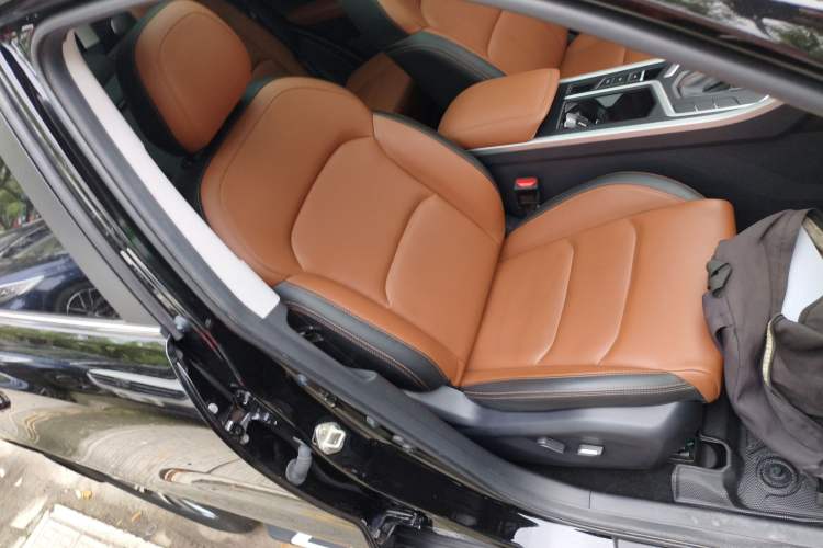 Used Geely Auto Vision X6 2020 1.4T CVT Asian Games Edition Right Front Seat