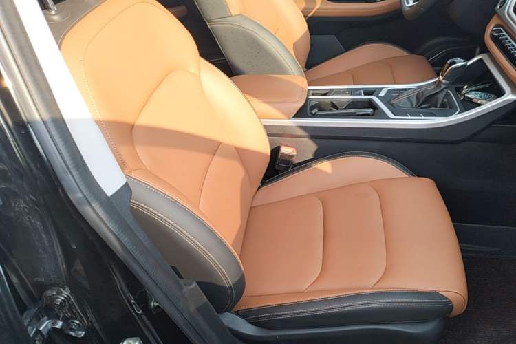 Used Geely Auto Vision X6 2020 1.4T CVT Luxury Edition Right Front Seat
