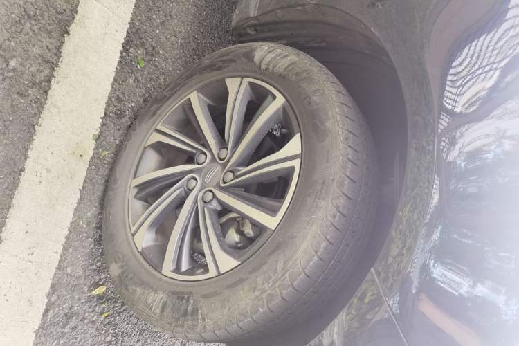 Used Geely Auto Vision X6 2020 1.4T CVT Luxury Edition Right Front Wheel Hub