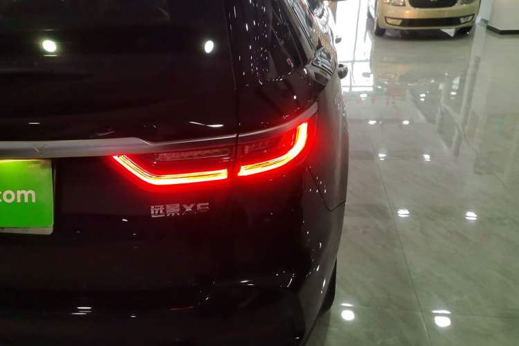 Used Geely Auto Vision X6 2020 1.4T Manual Luxury Model Right Rear Taillight