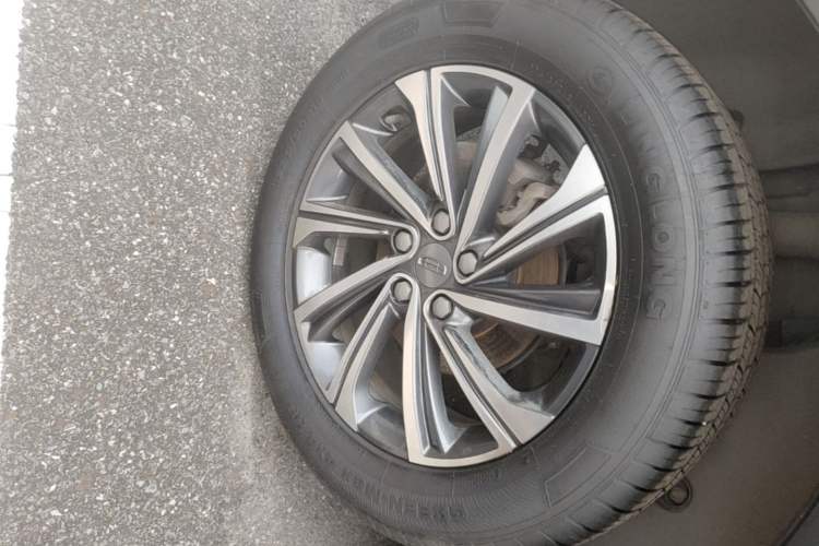 Used Geely Auto Vision X6 2020 1.4T Manual Luxury Model Right Rear Wheel Hub