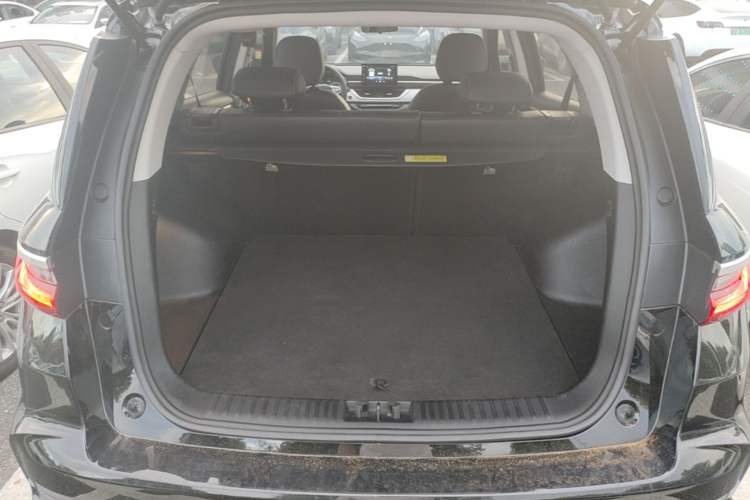Used Geely Auto Vision X6 2020 1.4T Manual Luxury Model Trunk