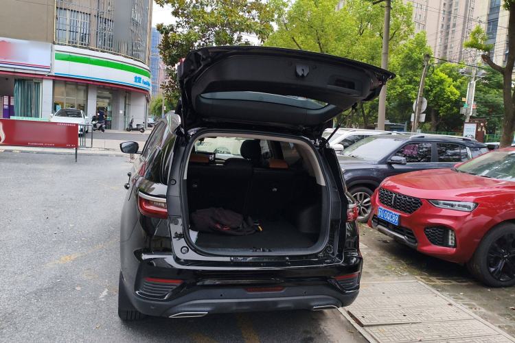 Used Geely Auto Vision X6 2020 1.4T CVT Asian Games Edition Trunk