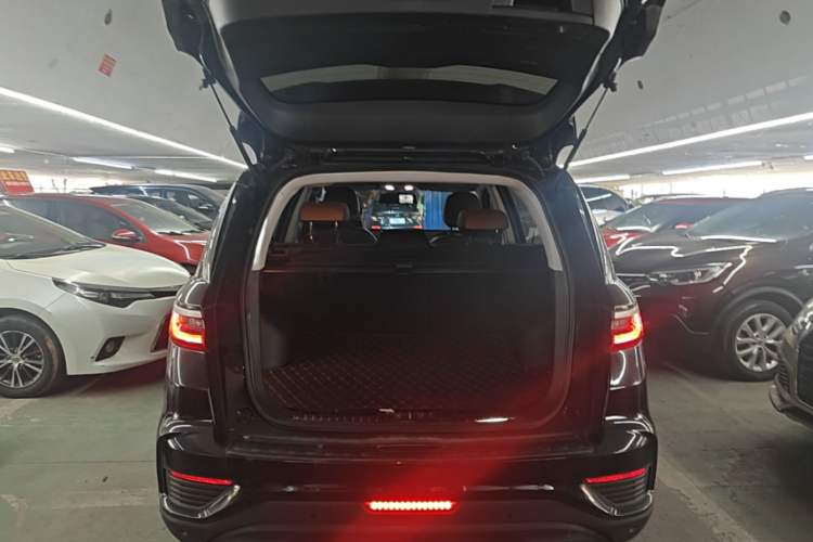 Used Geely Auto Vision X6 2020 1.4T CVT Luxury Edition Trunk