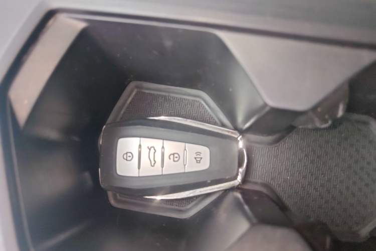 Used Geely Auto Vision X6 2020 1.4T CVT Asian Games Edition Vehicle Key